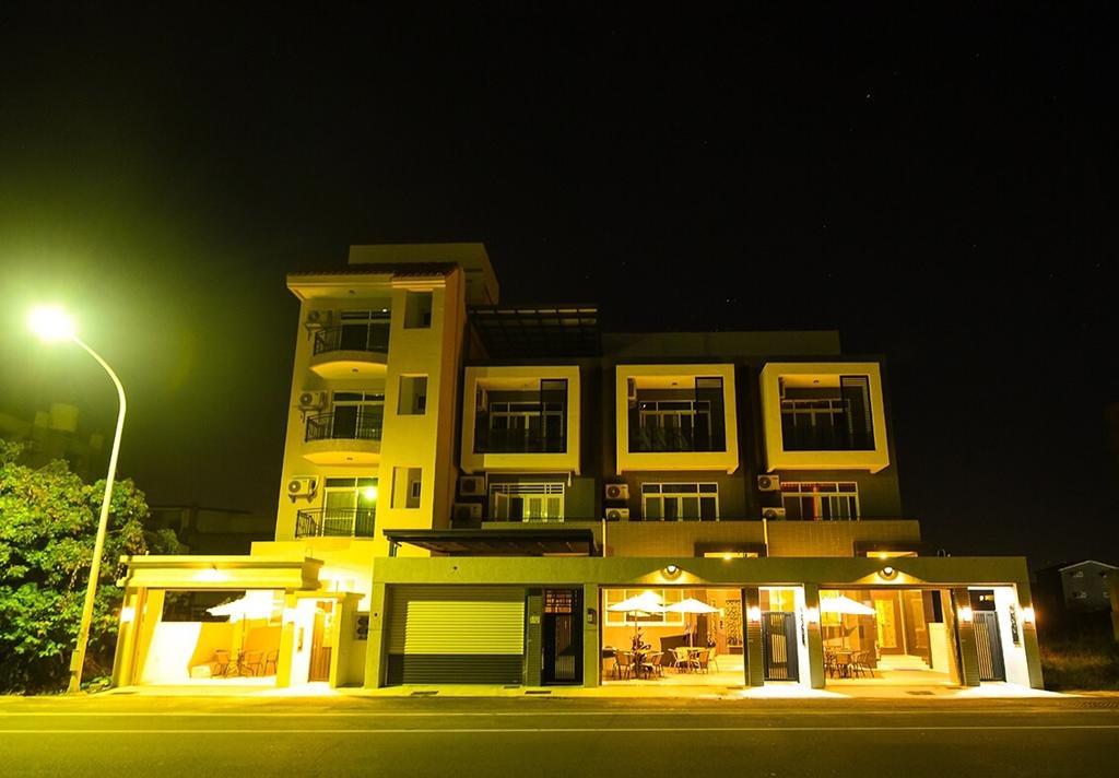Summer Travel B&B Taitung Bagian luar foto